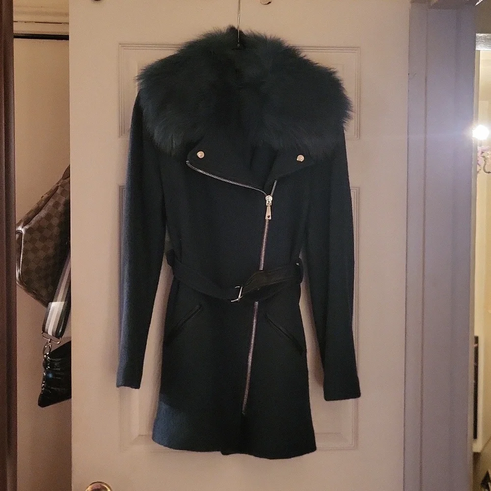Jacket - Picture 1 of 4